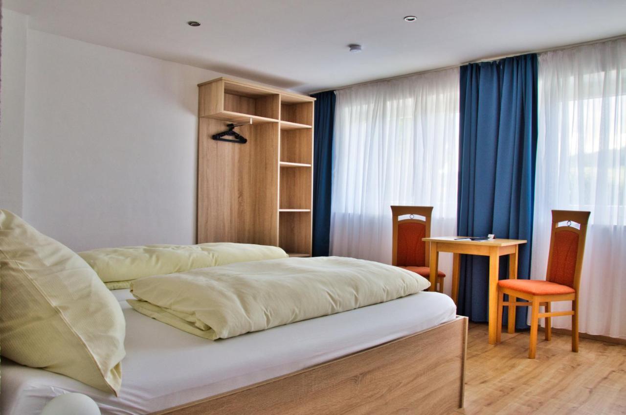 Hotel Gasthof Altmann Eschlkam Εξωτερικό φωτογραφία